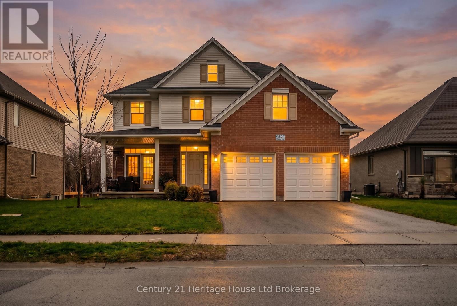 29 BROOKSIDE LANE, Tillsonburg, Ontario