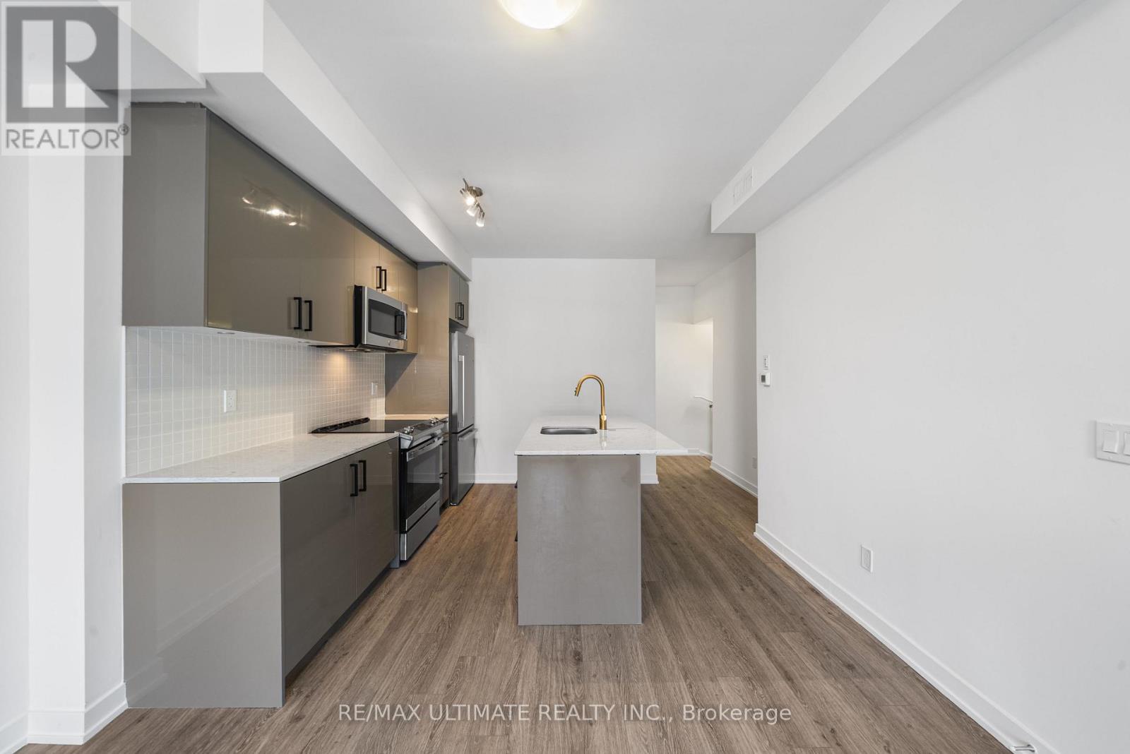 34 - 35 Birchcliff Avenue, Toronto, Ontario  M1N 0C1 - Photo 4 - E13011296