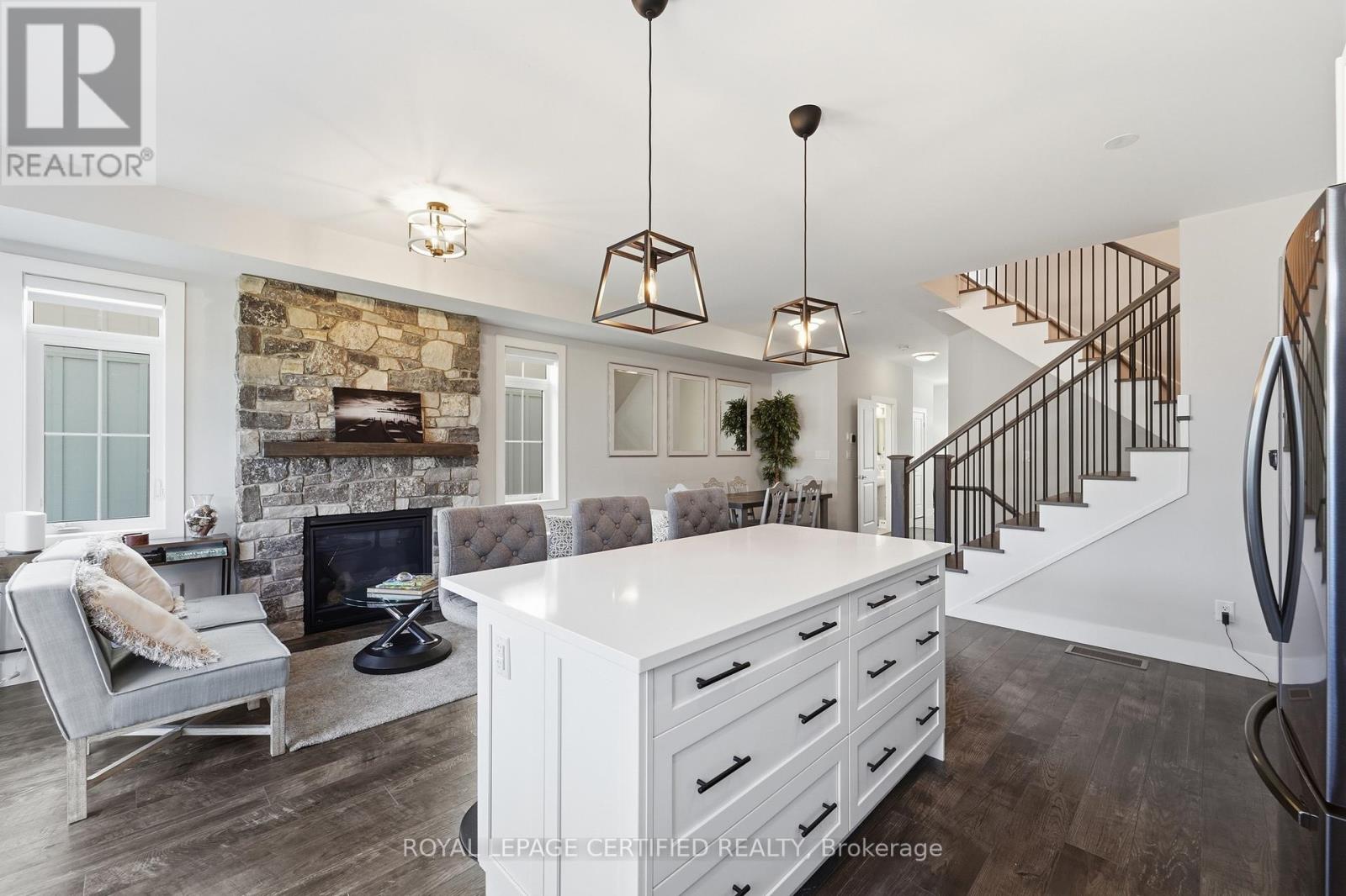 146 Sycamore Street, Blue Mountains, Ontario  L9Y 4E4 - Photo 11 - X13016064