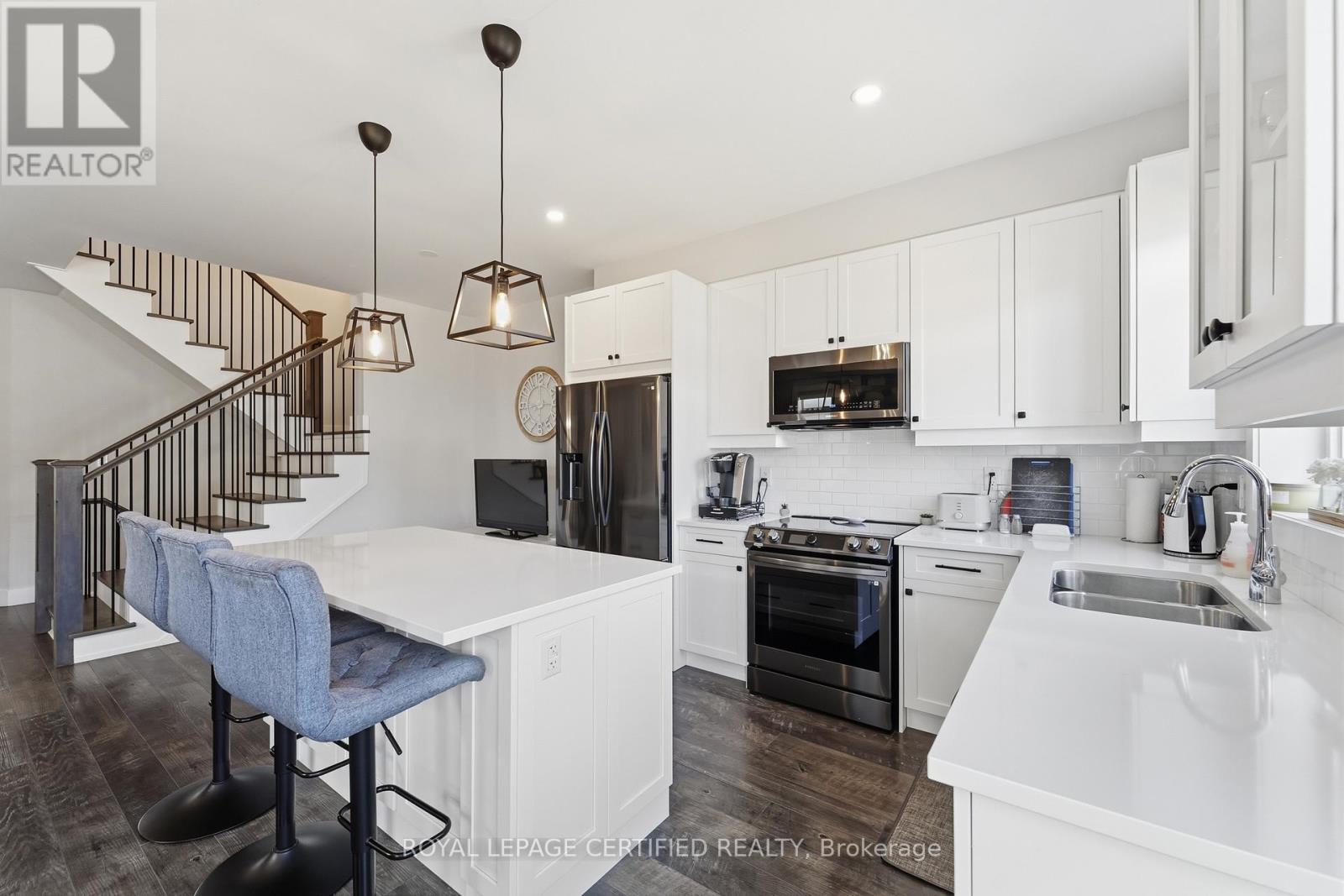 146 Sycamore Street, Blue Mountains, Ontario  L9Y 4E4 - Photo 8 - X13016064