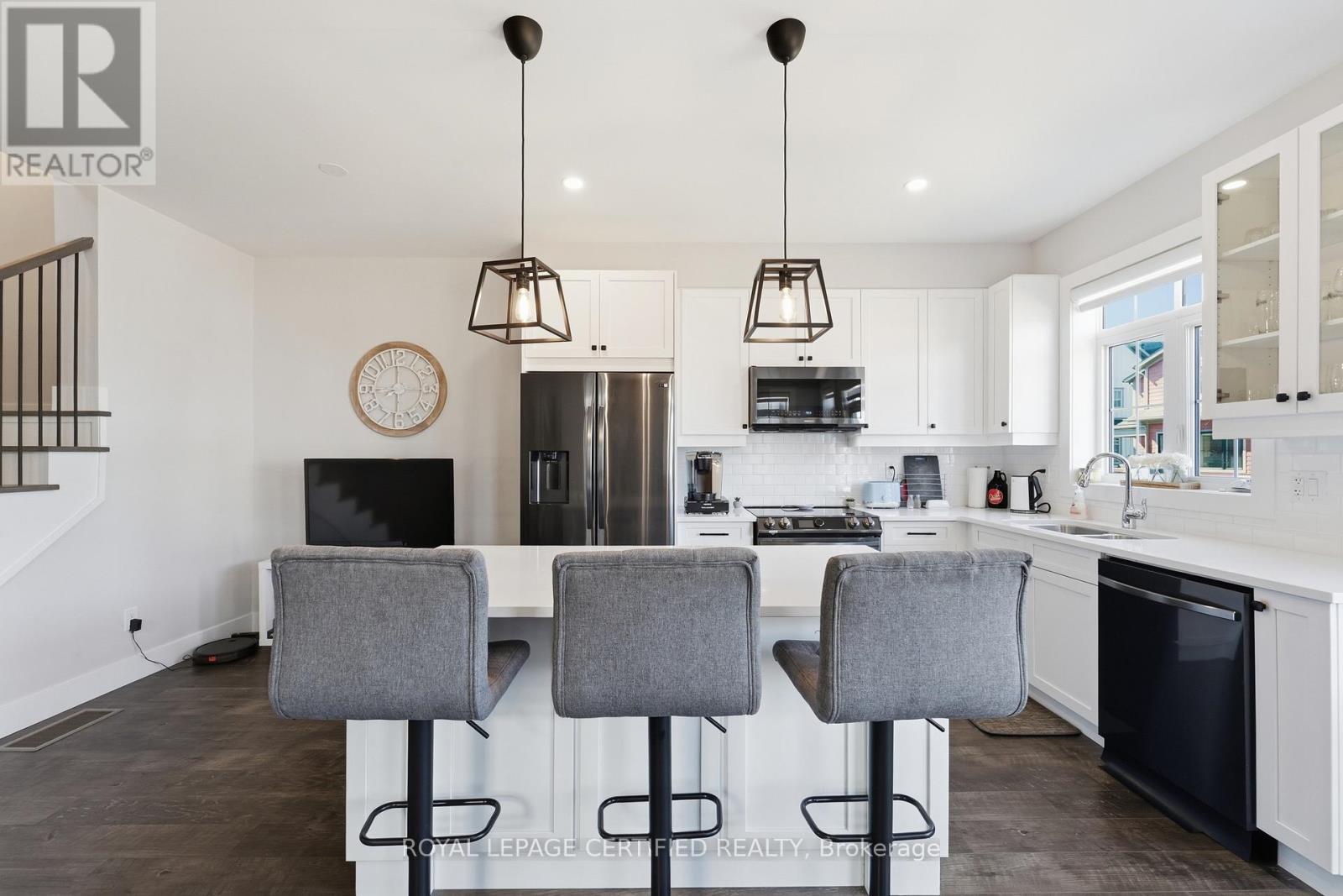 146 Sycamore Street, Blue Mountains, Ontario  L9Y 4E4 - Photo 9 - X13016064