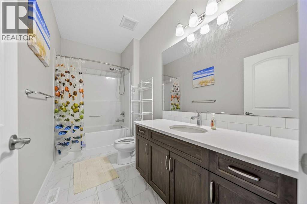 234 West Grove Point Sw, Calgary, Alberta  T3H 1Y7 - Photo 25 - A2299224