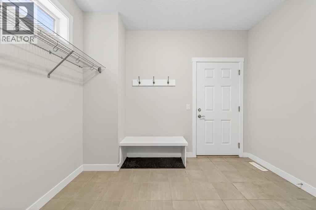 234 West Grove Point Sw, Calgary, Alberta  T3H 1Y7 - Photo 9 - A2299224