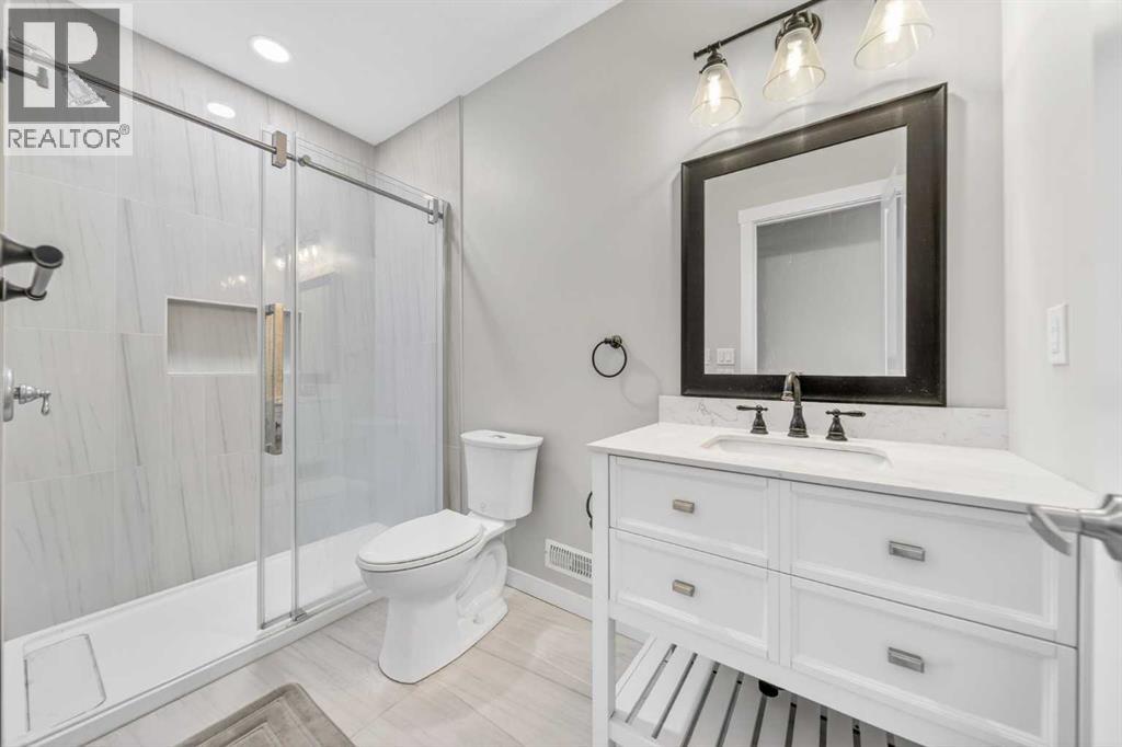 234 West Grove Point Sw, Calgary, Alberta  T3H 1Y7 - Photo 40 - A2299224