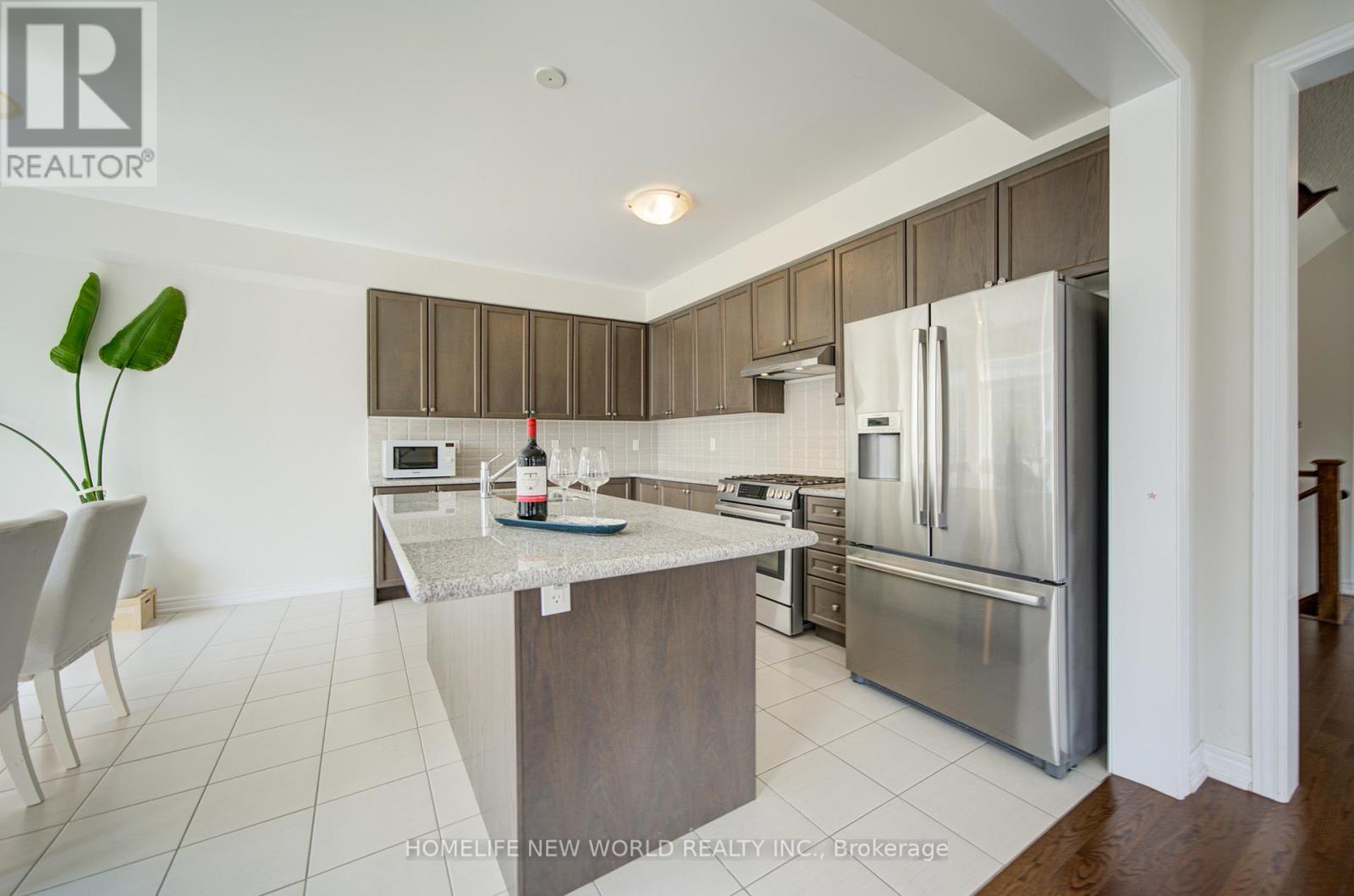 1 Stilton Avenue, Vaughan, Ontario  L4H 5B9 - Photo 10 - N13016984