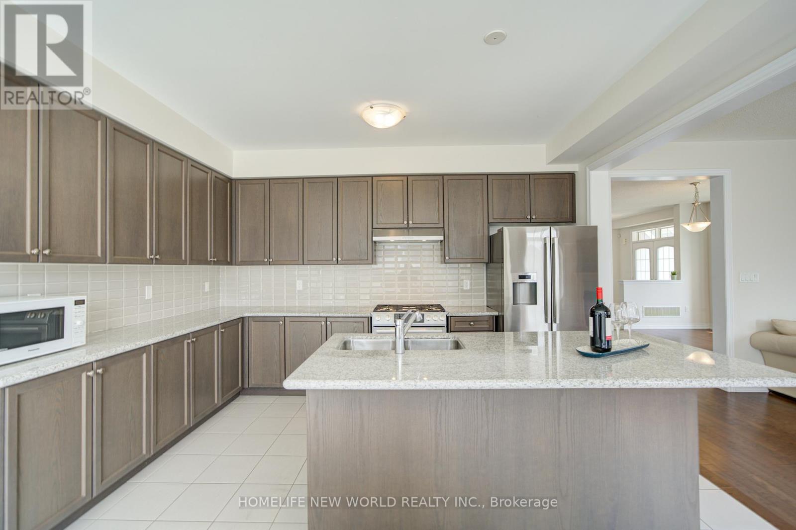 1 Stilton Avenue, Vaughan, Ontario  L4H 5B9 - Photo 11 - N13016984