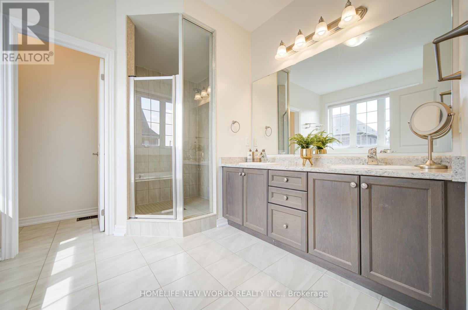 1 Stilton Avenue, Vaughan, Ontario  L4H 5B9 - Photo 21 - N13016984