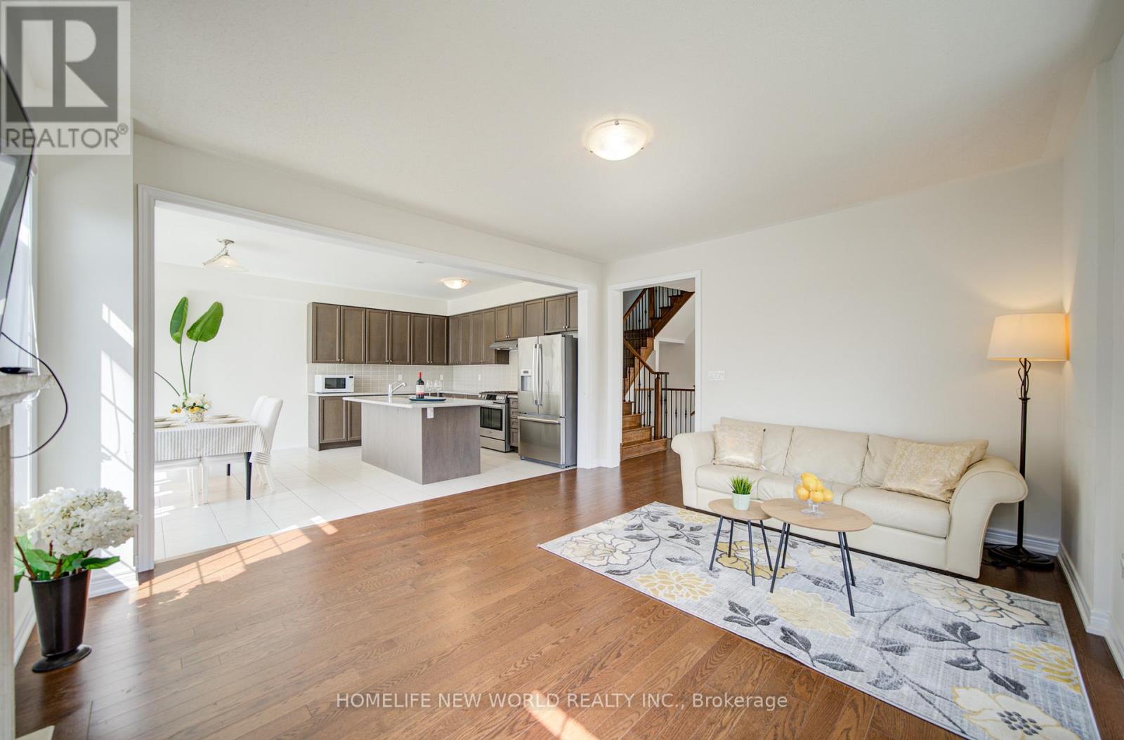 1 Stilton Avenue, Vaughan, Ontario  L4H 5B9 - Photo 9 - N13016984