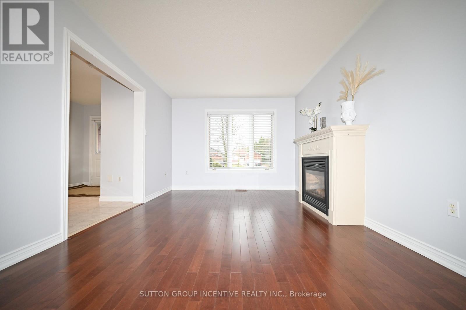 26 Warner Road, Barrie, Ontario  L4N 7M5 - Photo 5 - S13016986