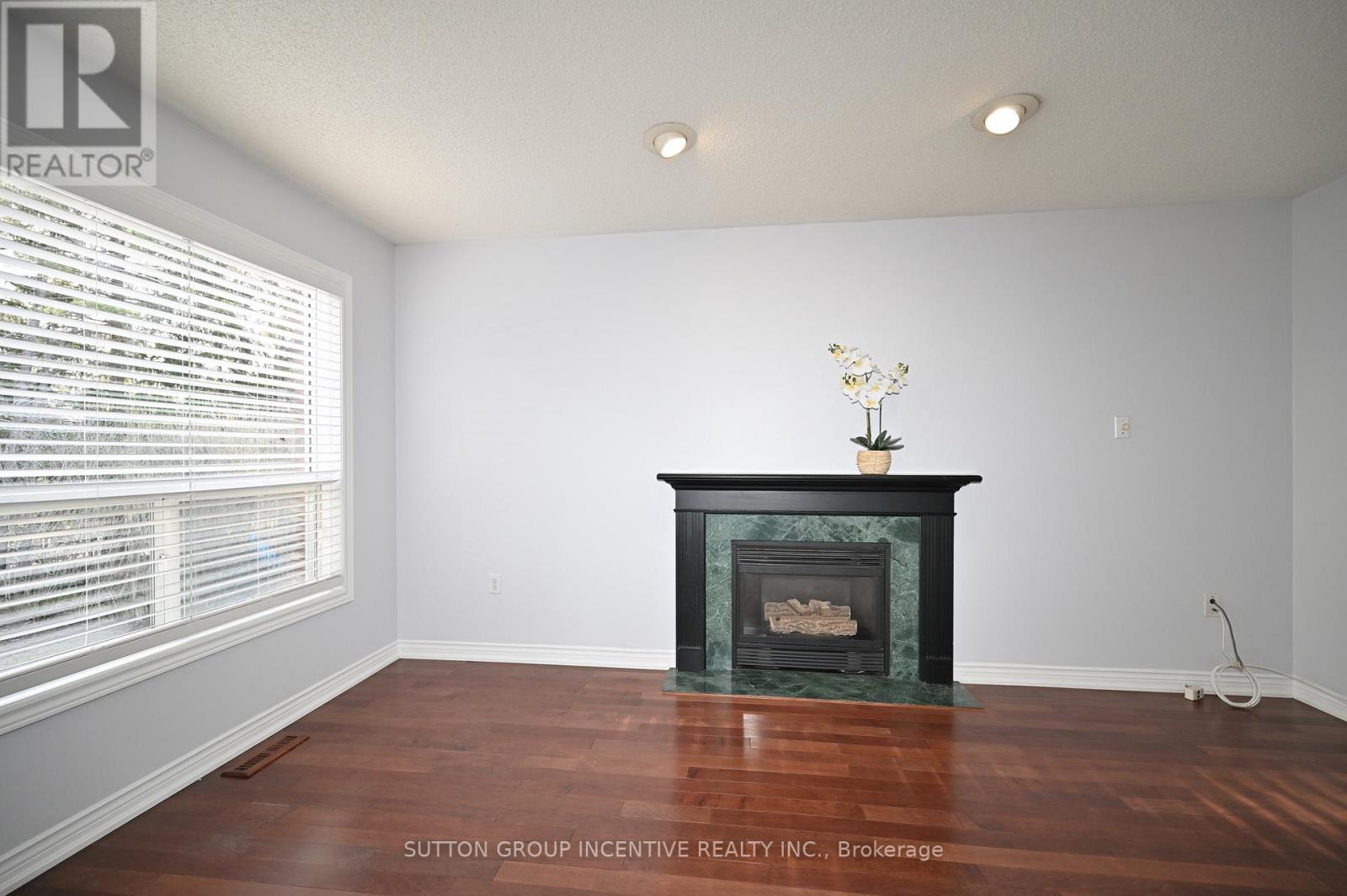 26 Warner Road, Barrie, Ontario  L4N 7M5 - Photo 8 - S13016986