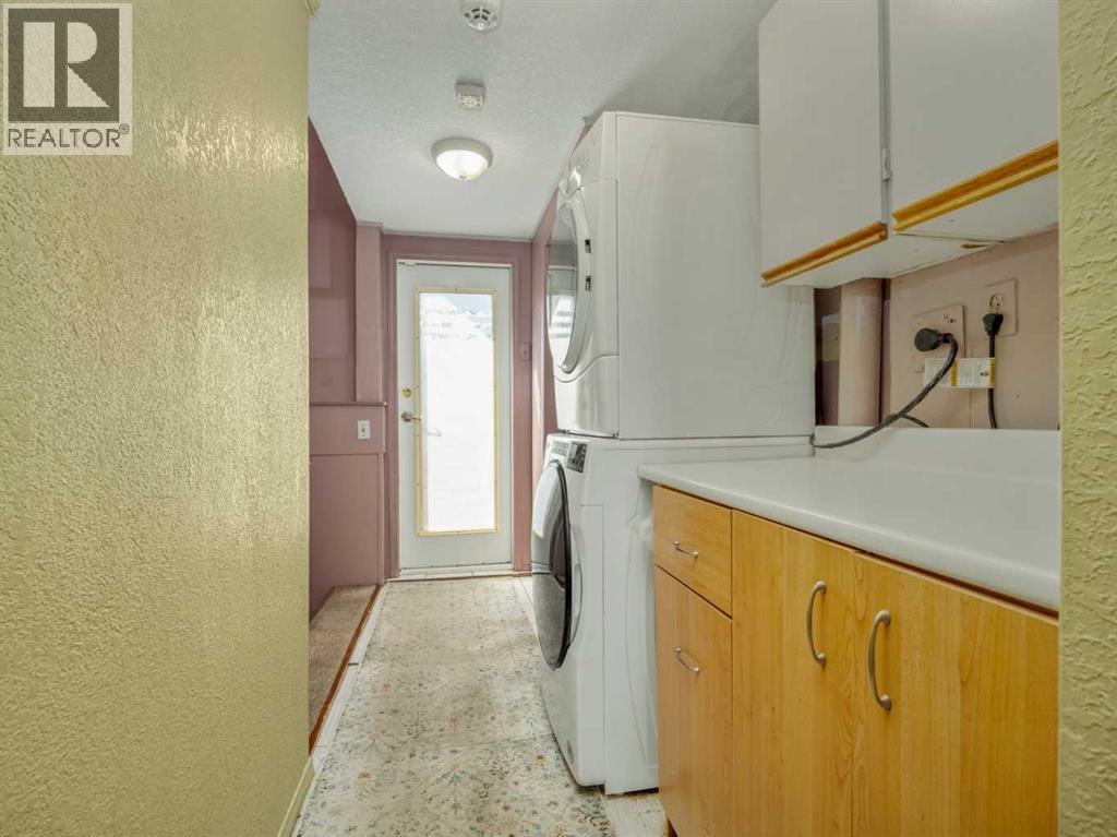 613 30 Street S, Lethbridge, Alberta  T1J 3V2 - Photo 17 - A2301061