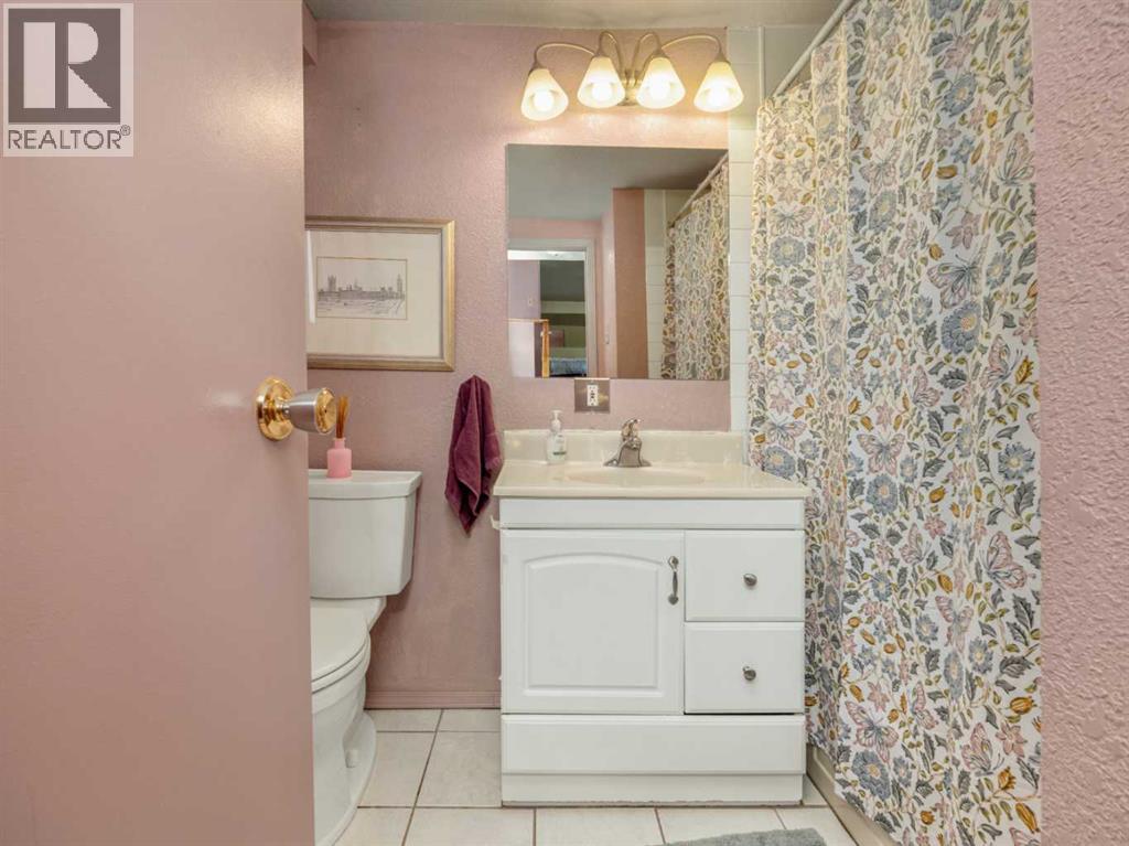 613 30 Street S, Lethbridge, Alberta  T1J 3V2 - Photo 19 - A2301061