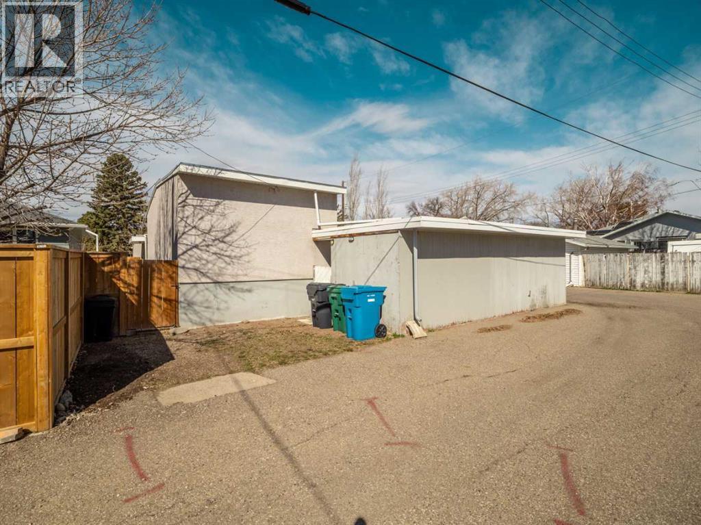613 30 Street S, Lethbridge, Alberta  T1J 3V2 - Photo 25 - A2301061