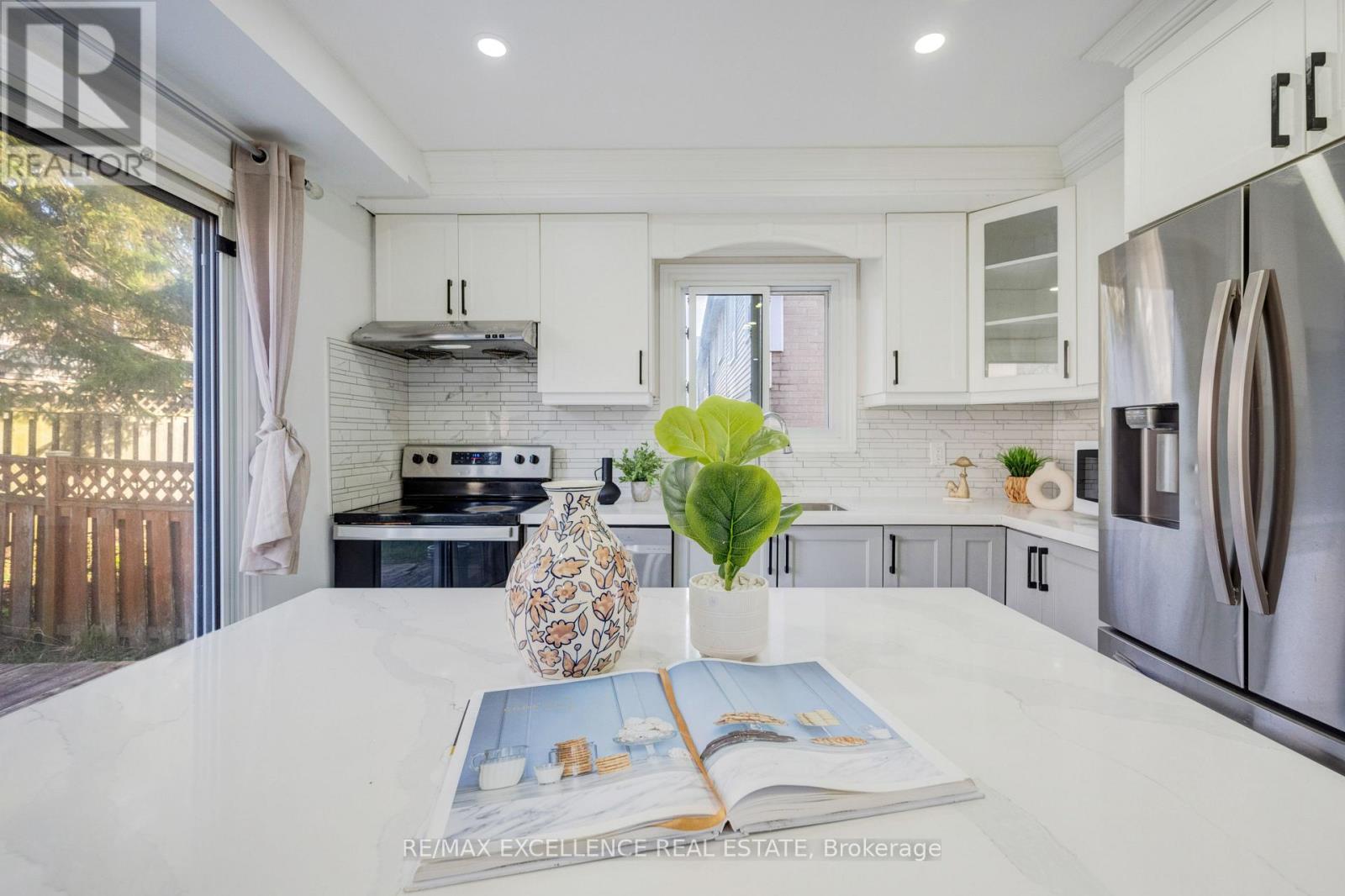 48 Traverston Court, Brampton, Ontario  L6Z 1C9 - Photo 18 - W13016974