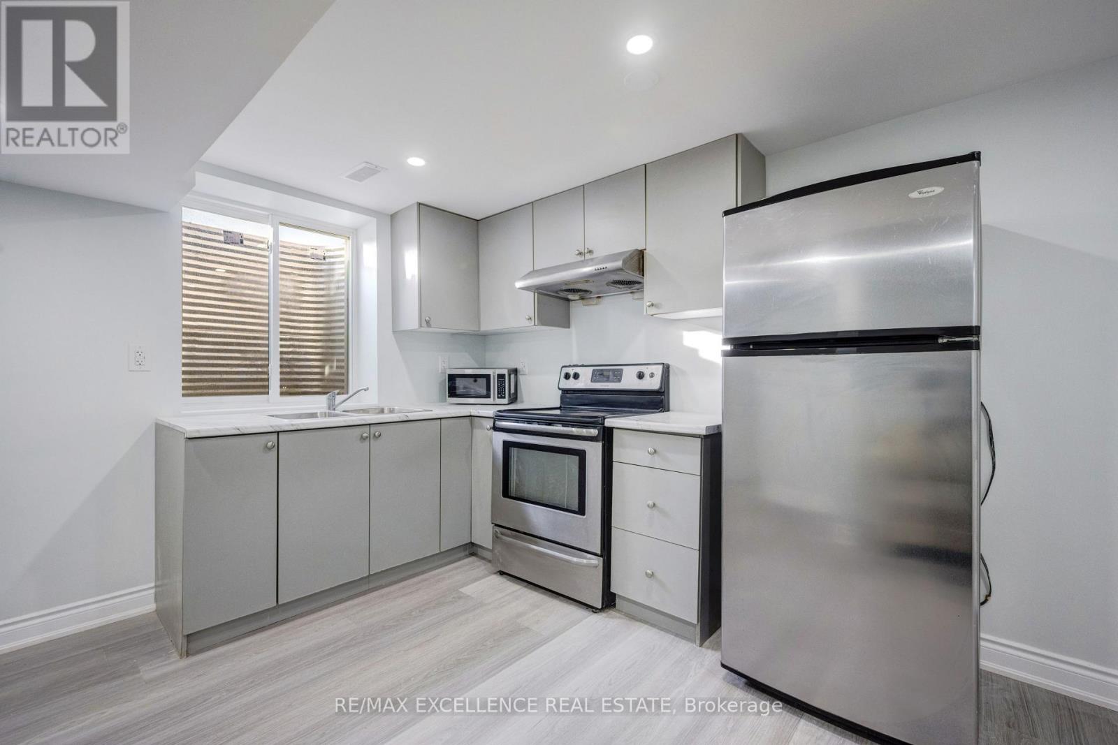 48 Traverston Court, Brampton, Ontario  L6Z 1C9 - Photo 33 - W13016974