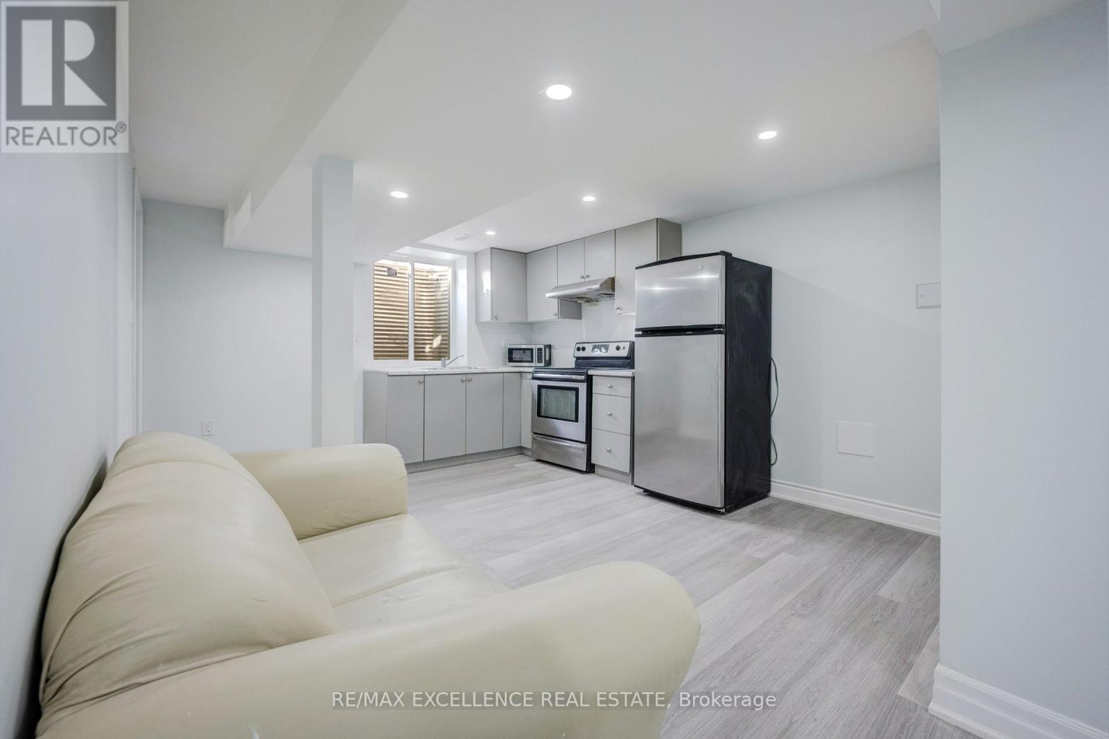 48 Traverston Court, Brampton, Ontario  L6Z 1C9 - Photo 35 - W13016974