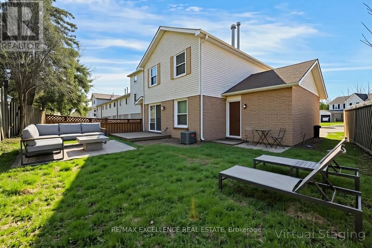 48 Traverston Court, Brampton, Ontario  L6Z 1C9 - Photo 39 - W13016974