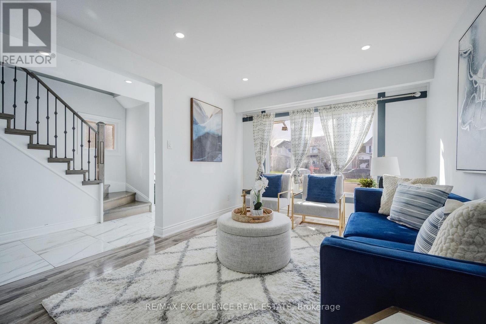 48 Traverston Court, Brampton, Ontario  L6Z 1C9 - Photo 8 - W13016974