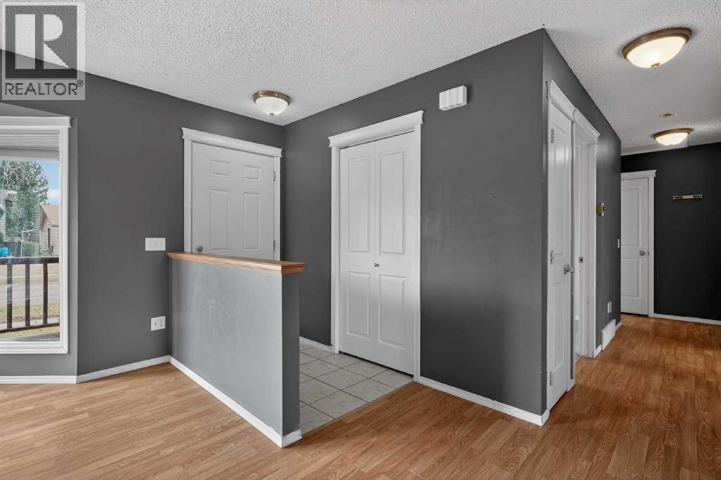 15131 Deer Run Drive Se, Calgary, Alberta  T2J 3H6 - Photo 9 - A2302596