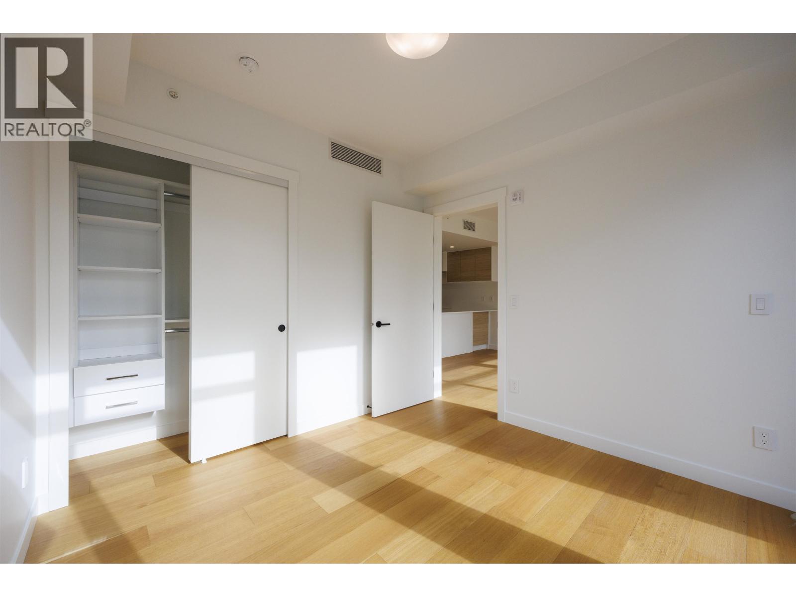 404 6485 Manitoba Street, Vancouver, British Columbia  V5Y 2Z7 - Photo 4 - R3110920