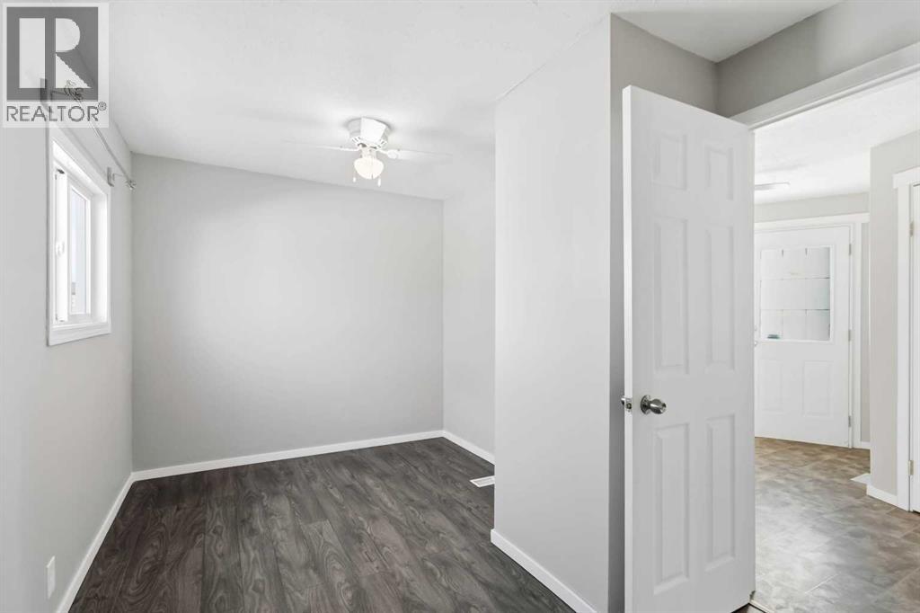 181 Greenbriar Bay, Fort Mcmurray, Alberta  T9H 3Y5 - Photo 14 - A2302787