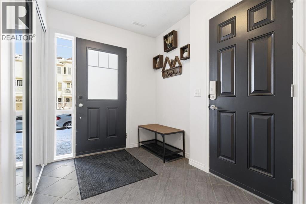 405 Windstone Grove SW, Airdrie, Alberta  T4B 2P9 - Photo 2 - A2292789