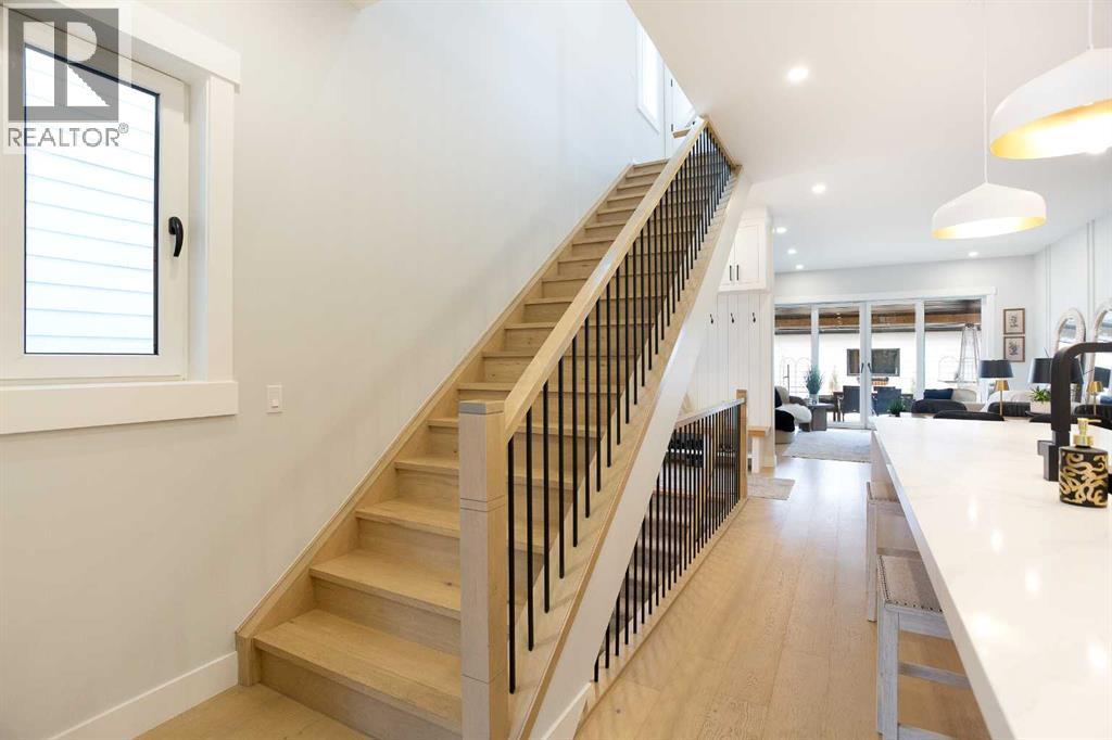 937 42 Street Sw, Calgary, Alberta  T3C 1Y9 - Photo 10 - A2302119