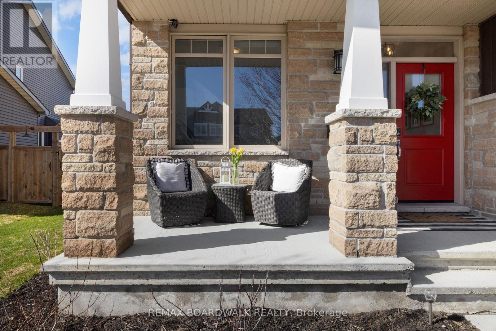 93 Morris Street, Carleton Place, Ontario  K7C 0E8 - Photo 3 - X13017000