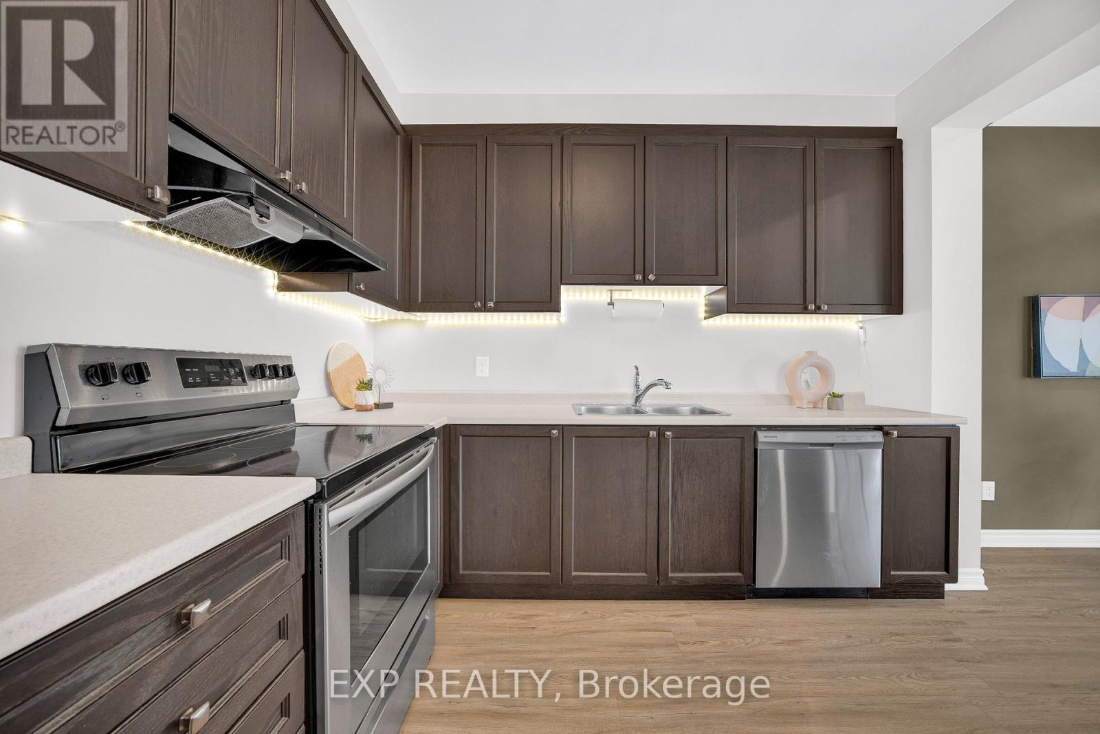 215 Merak Way, Ottawa, Ontario  K2J 6N7 - Photo 10 - X13017002