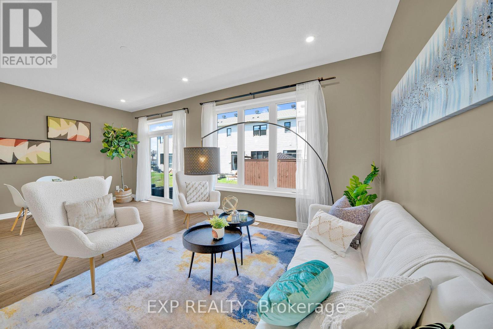 215 Merak Way, Ottawa, Ontario  K2J 6N7 - Photo 3 - X13017002