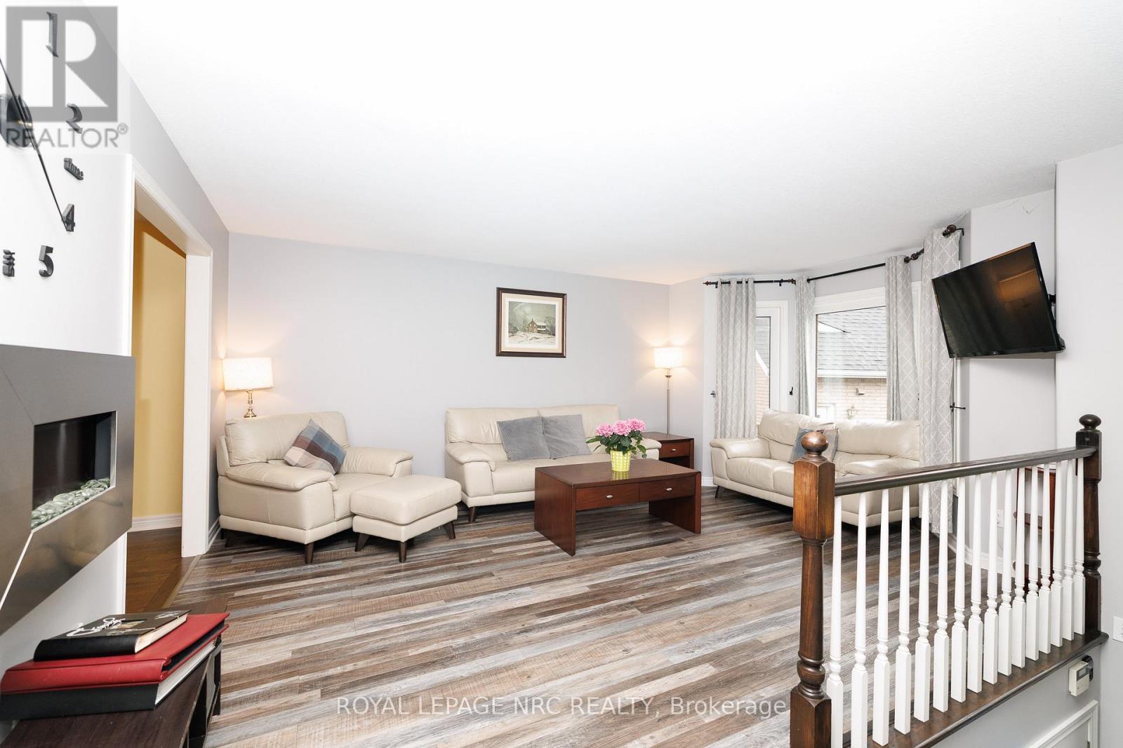 2343 Jessie Crescent, Niagara Falls, Ontario  L2J 4J7 - Photo 11 - X13016992