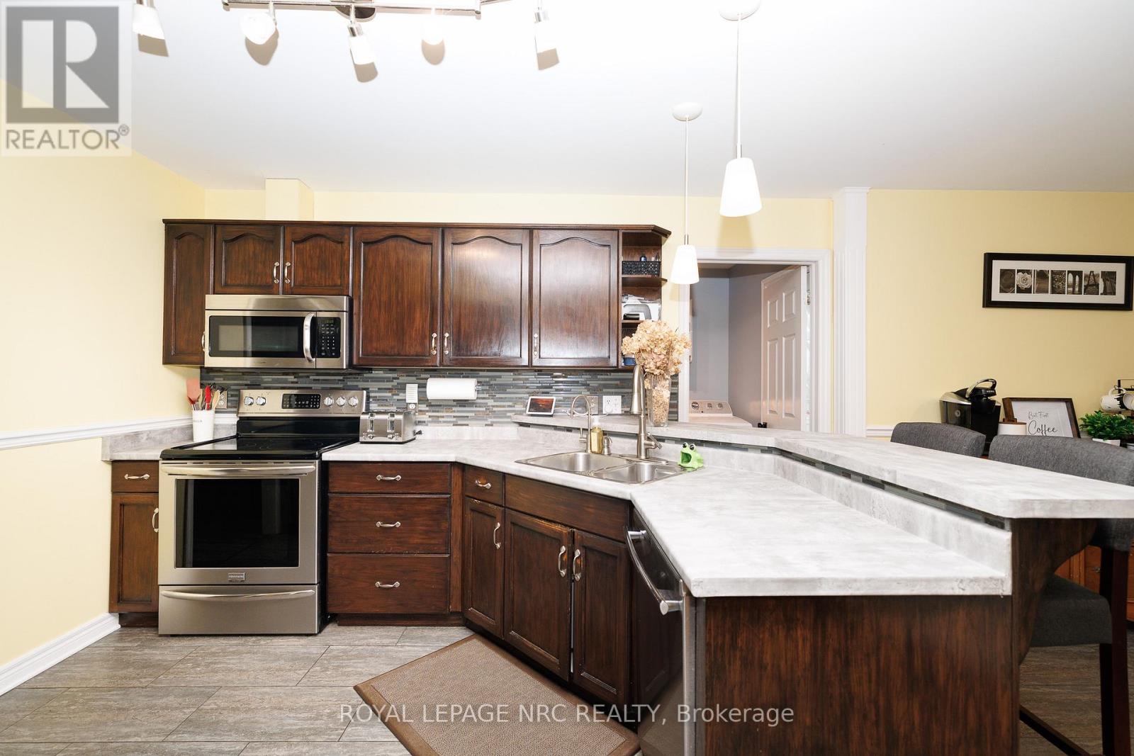 2343 Jessie Crescent, Niagara Falls, Ontario  L2J 4J7 - Photo 17 - X13016992