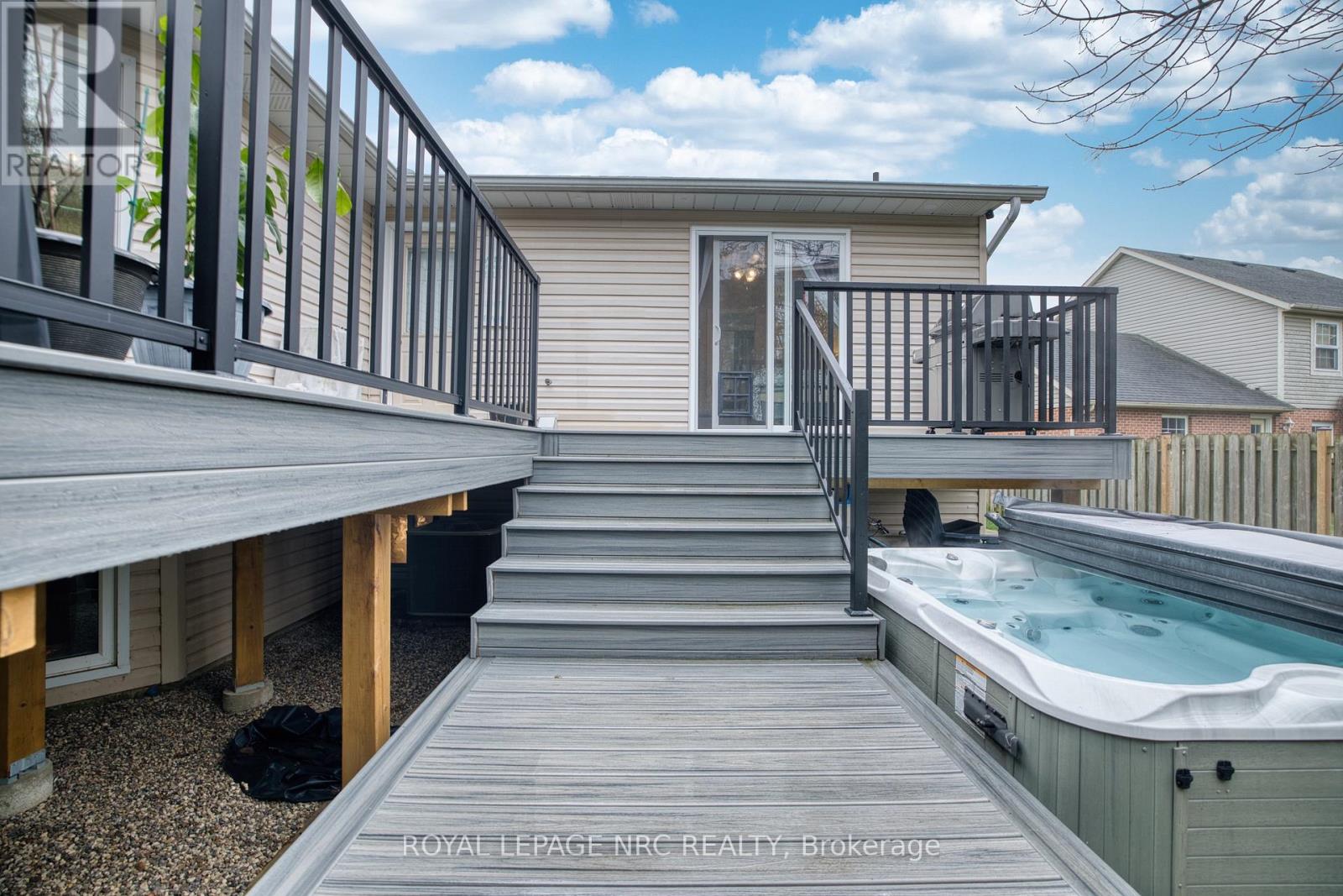 2343 Jessie Crescent, Niagara Falls, Ontario  L2J 4J7 - Photo 6 - X13016992