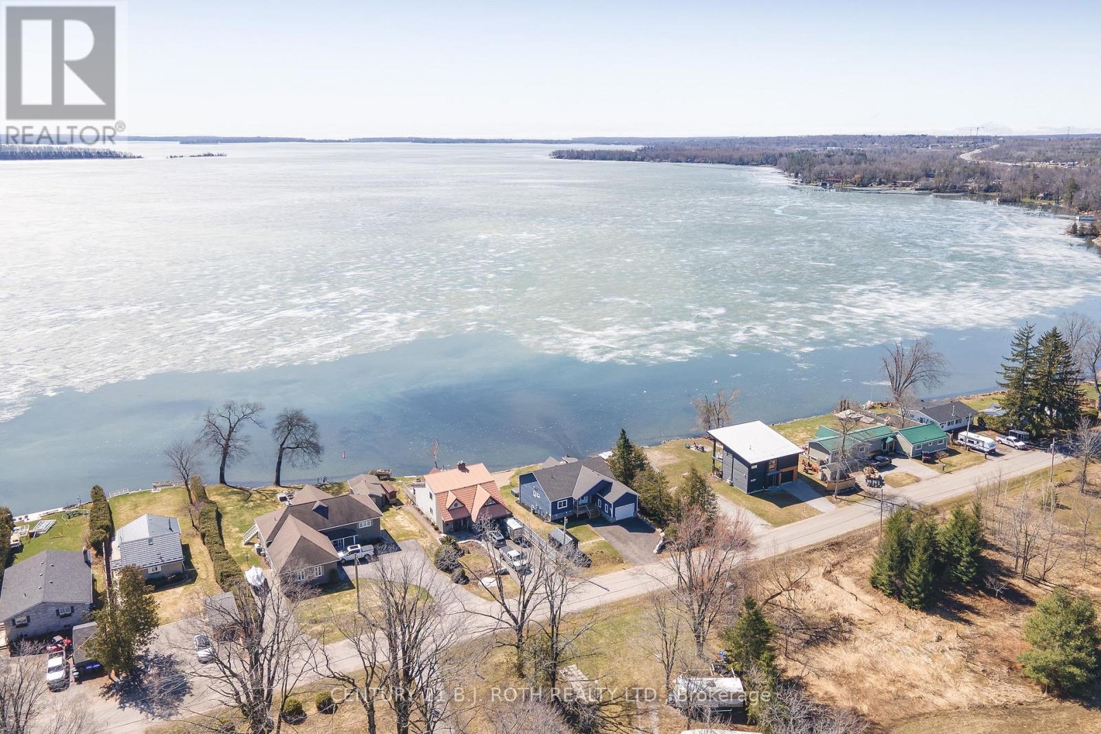 1931 Woods Bay Road, Severn, Ontario  L3V 0V7 - Photo 6 - S13015230