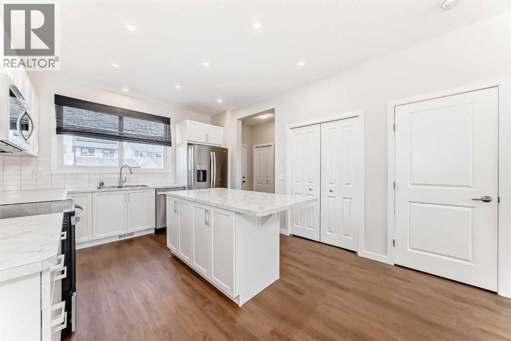 80 Magnolia Way SE, Calgary, Alberta  T3M 2W7 - Photo 8 - A2291460