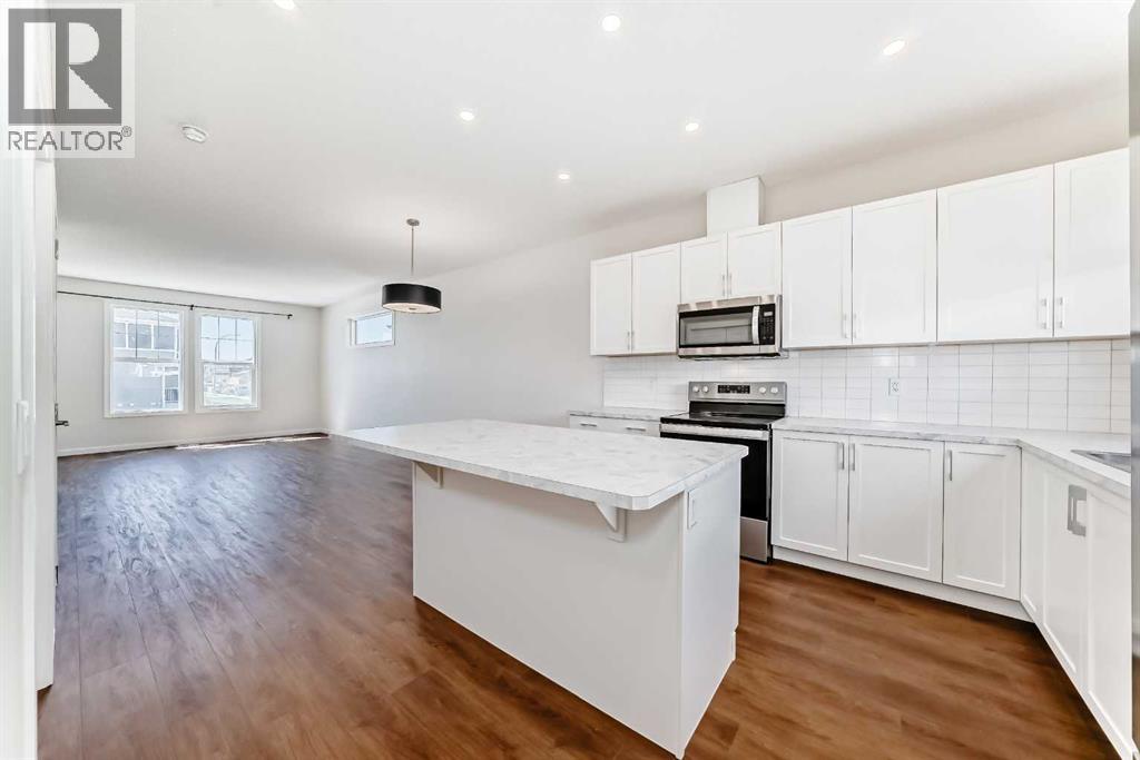 80 Magnolia Way SE, Calgary, Alberta  T3M 2W7 - Photo 10 - A2291460