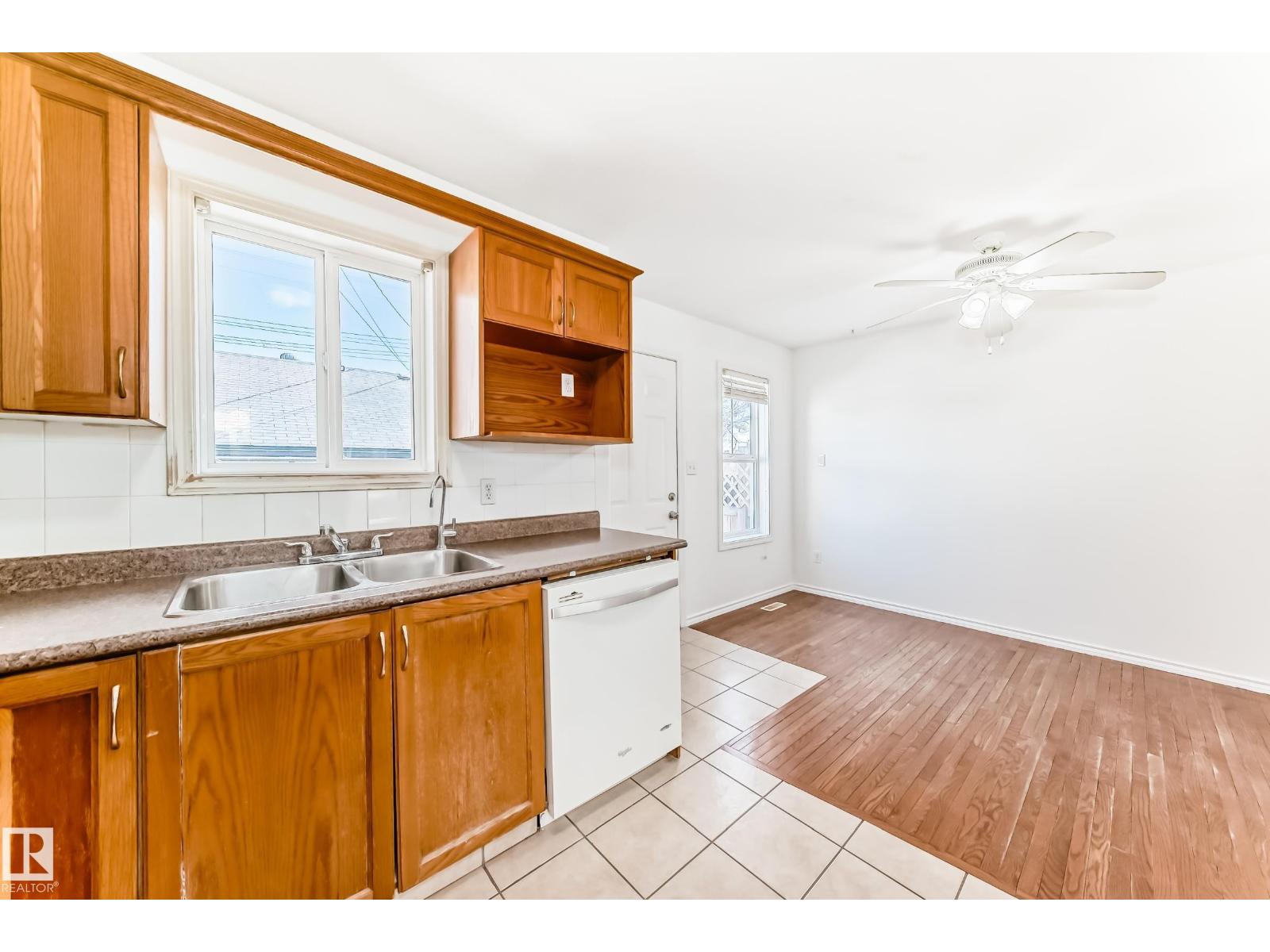 11727 83 St Nw, Edmonton, Alberta  T5B 2Z1 - Photo 10 - E4483099