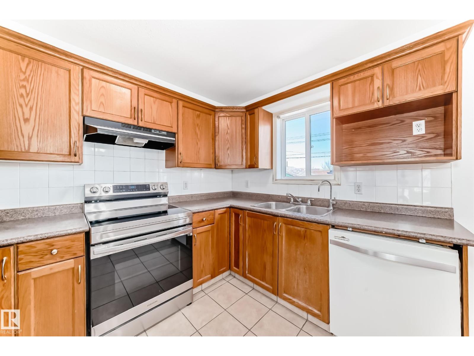 11727 83 St Nw, Edmonton, Alberta  T5B 2Z1 - Photo 7 - E4483099