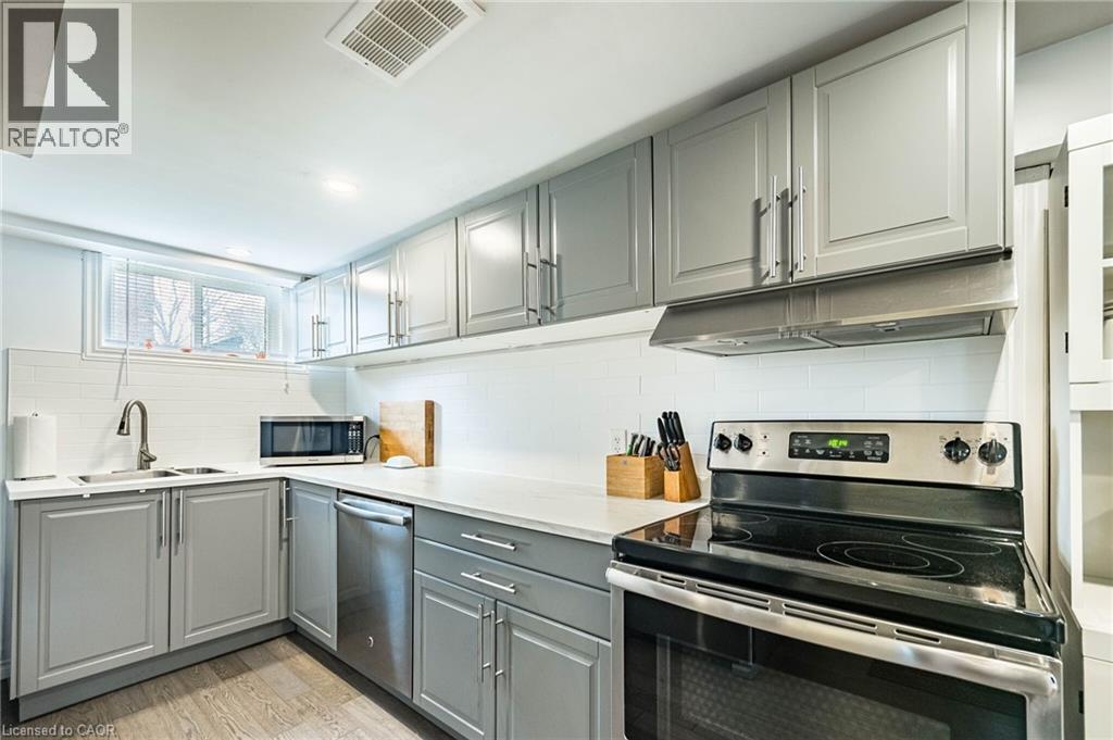 40 N Ellis Crescent N, Waterloo, Ontario  N2J 3N4 - Photo 33 - 40822140