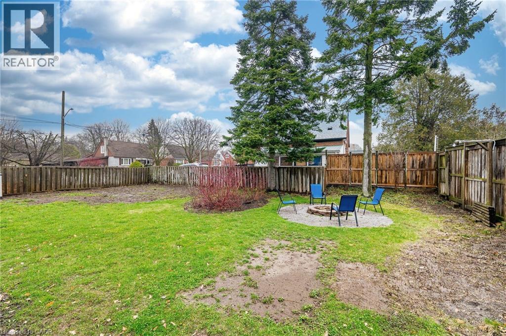 40 N Ellis Crescent N, Waterloo, Ontario  N2J 3N4 - Photo 49 - 40822140