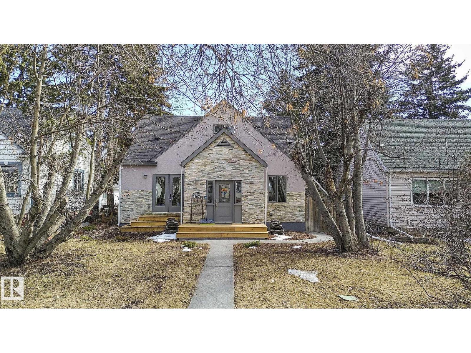 6807 112A ST NW, edmonton, Alberta