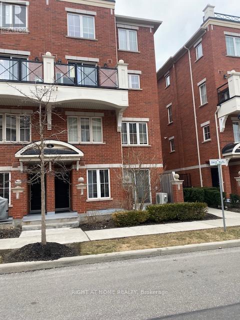 1 - 43 HAYS BOULEVARD, Oakville, Ontario