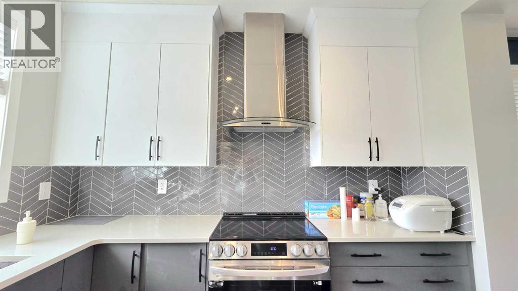 292 Yorkville Road Sw, Calgary, Alberta  T2X 4X4 - Photo 6 - A2298249