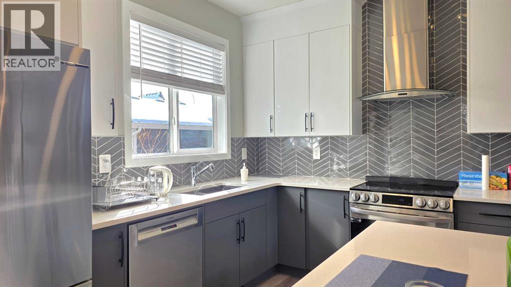 292 Yorkville Road Sw, Calgary, Alberta  T2X 4X4 - Photo 5 - A2298249