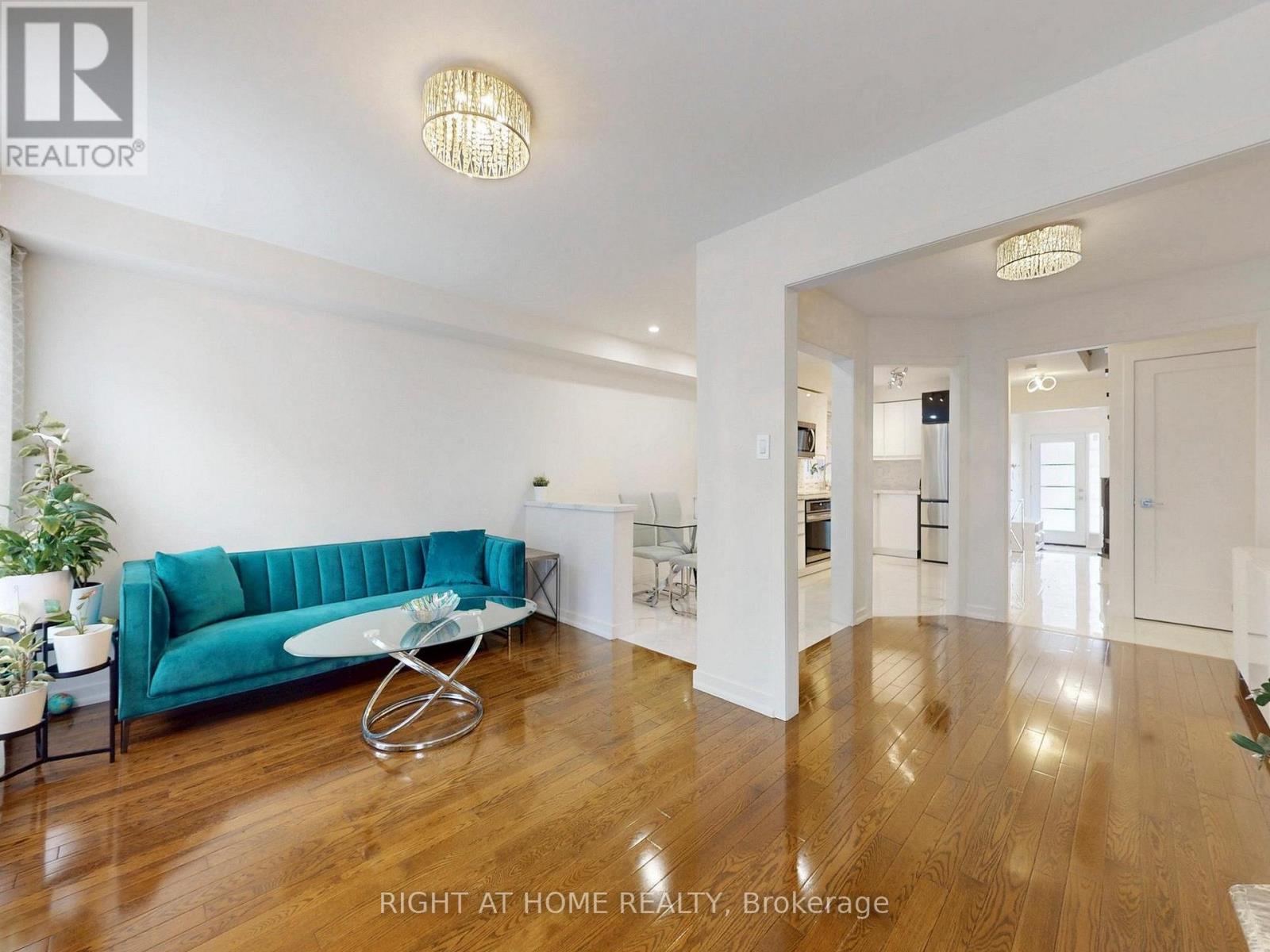 179 Vanguard Road, Vaughan, Ontario  L4K 5G8 - Photo 15 - N12998492