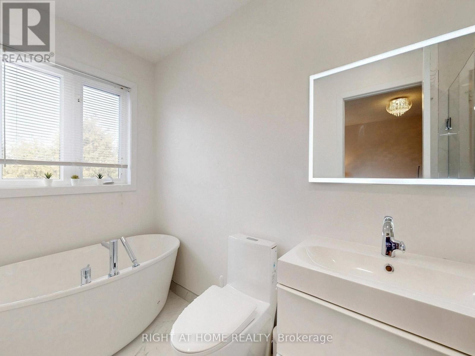 179 Vanguard Road, Vaughan, Ontario  L4K 5G8 - Photo 27 - N12998492