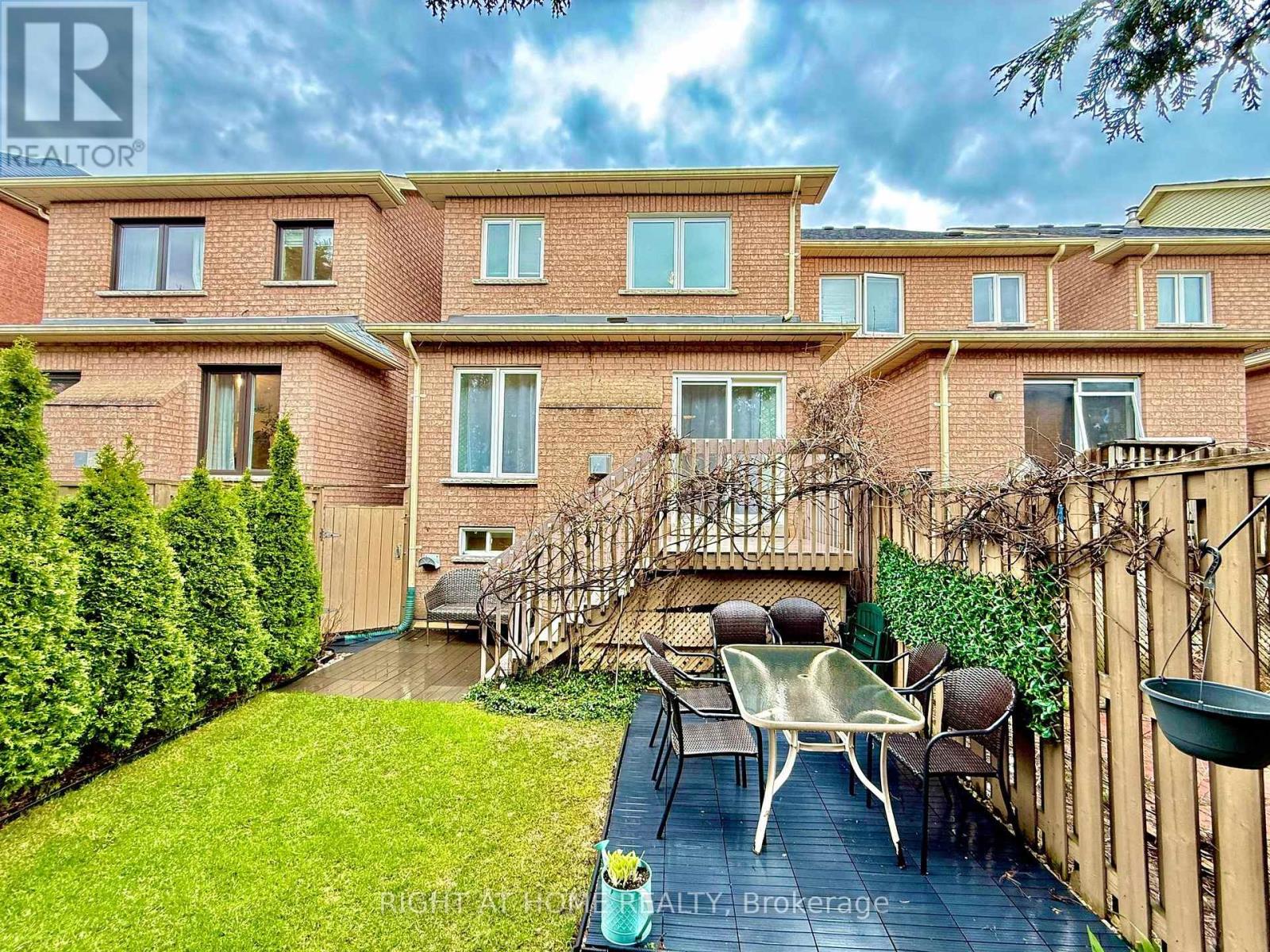 179 Vanguard Road, Vaughan, Ontario  L4K 5G8 - Photo 4 - N12998492
