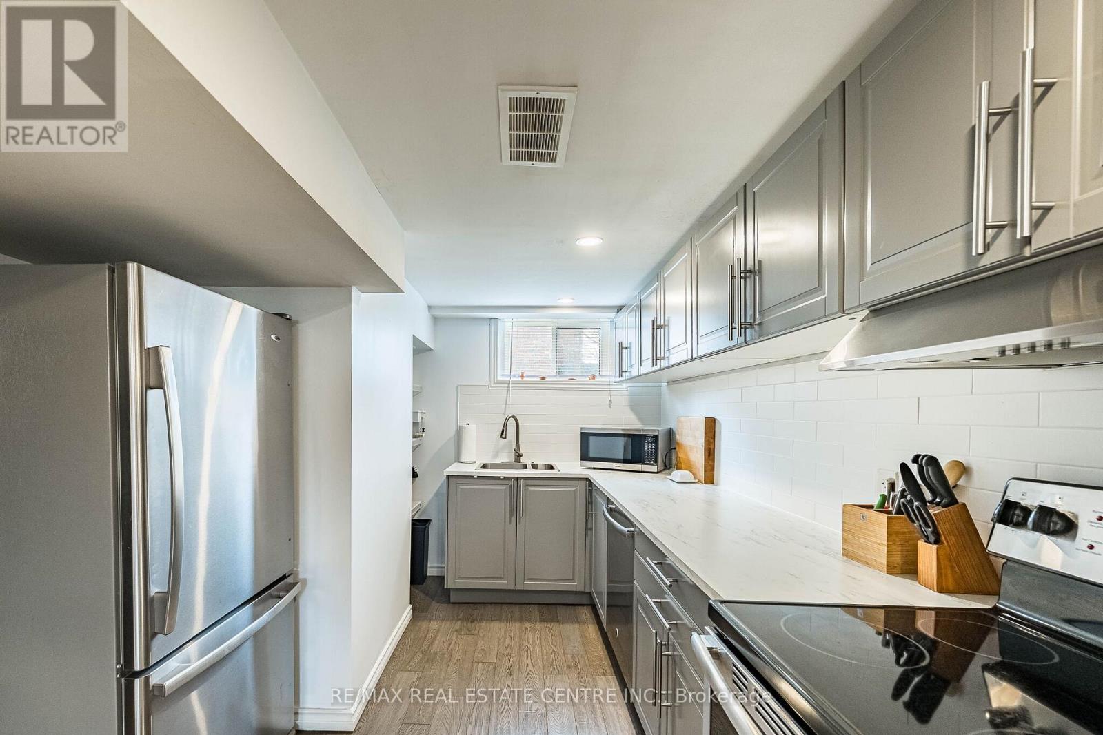 40 Ellis Crescent N, Waterloo, Ontario  N2J 3N4 - Photo 29 - X13016772