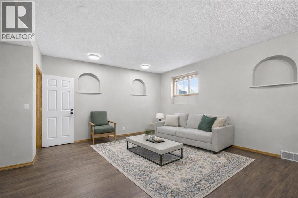 120 Creek Gardens Place Nw, Airdrie, Alberta  T4B 2P7 - Photo 10 - A2294259