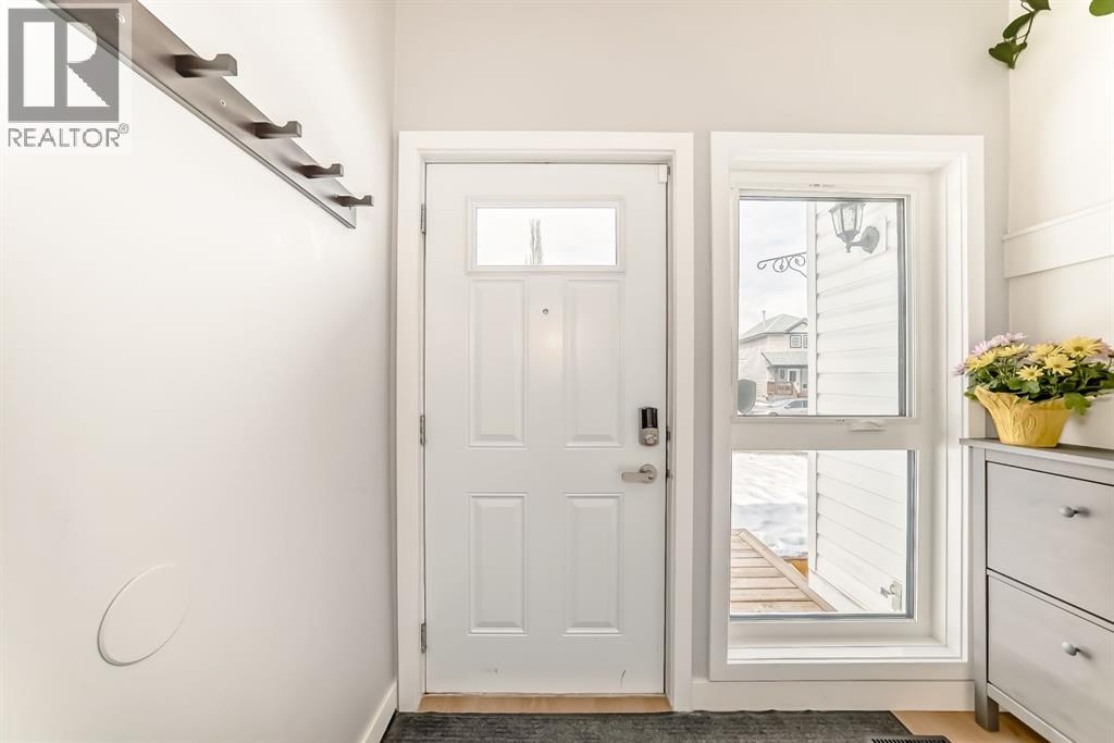 45 Hidden Hills Way Nw, Calgary, Alberta  T3r 5t1 - Photo 4 - A2300170